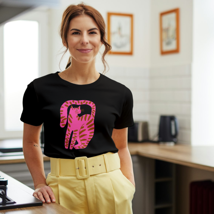 Women Short Sleeve T-shirt with a Pink Cat