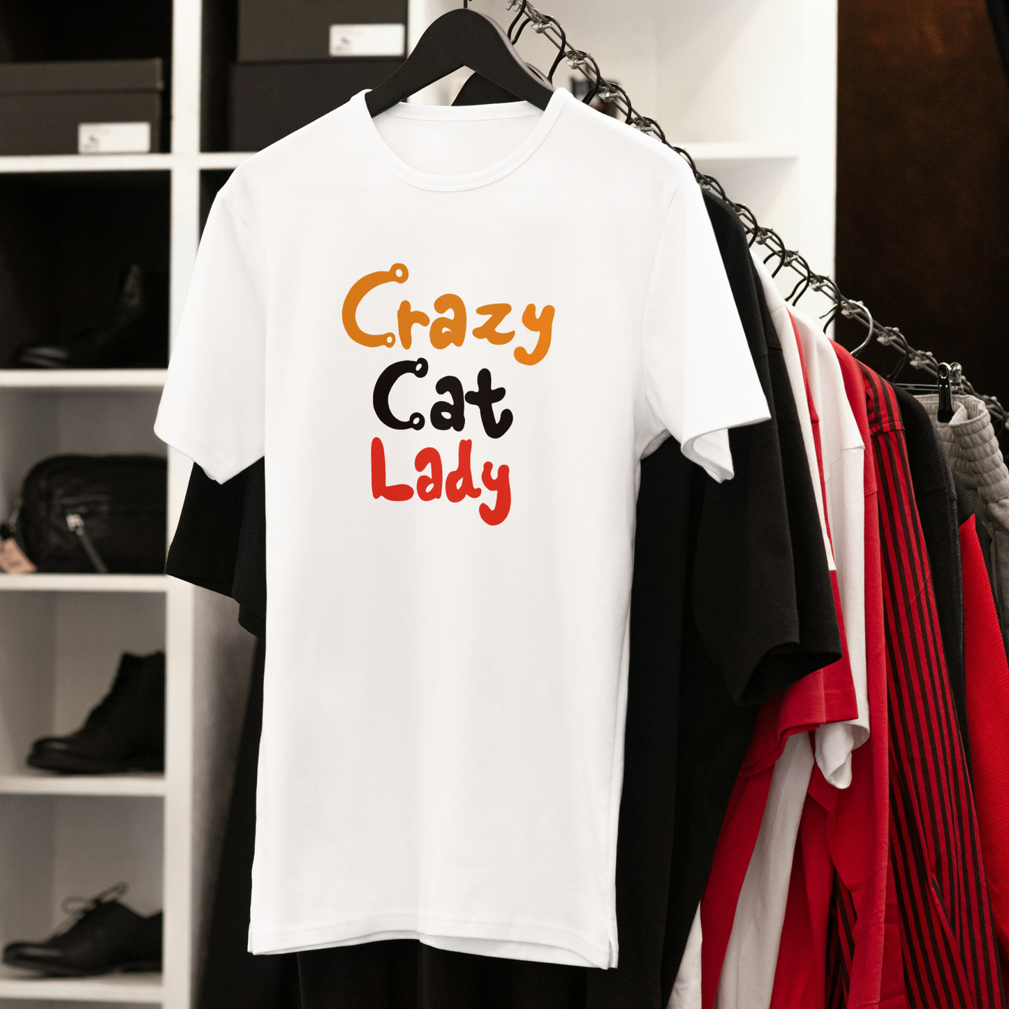 تي شيرت بأكمام قصيرة من Crazy Cat Lady