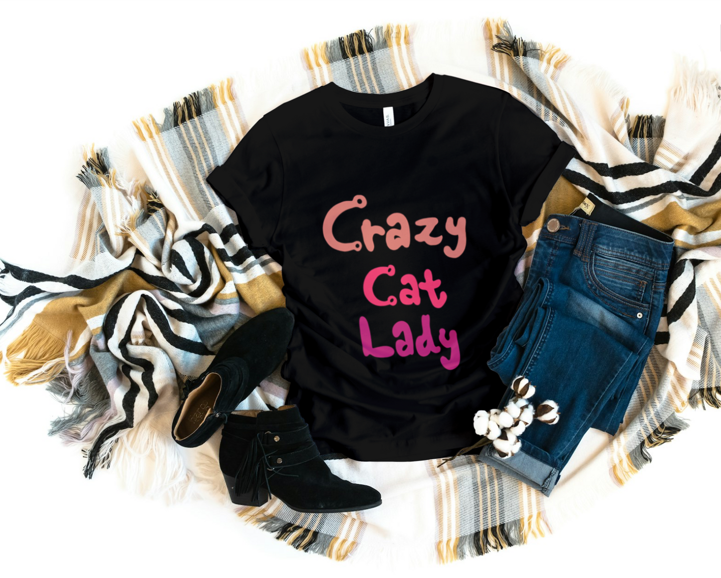 تي شيرت بأكمام قصيرة من Crazy Cat Lady