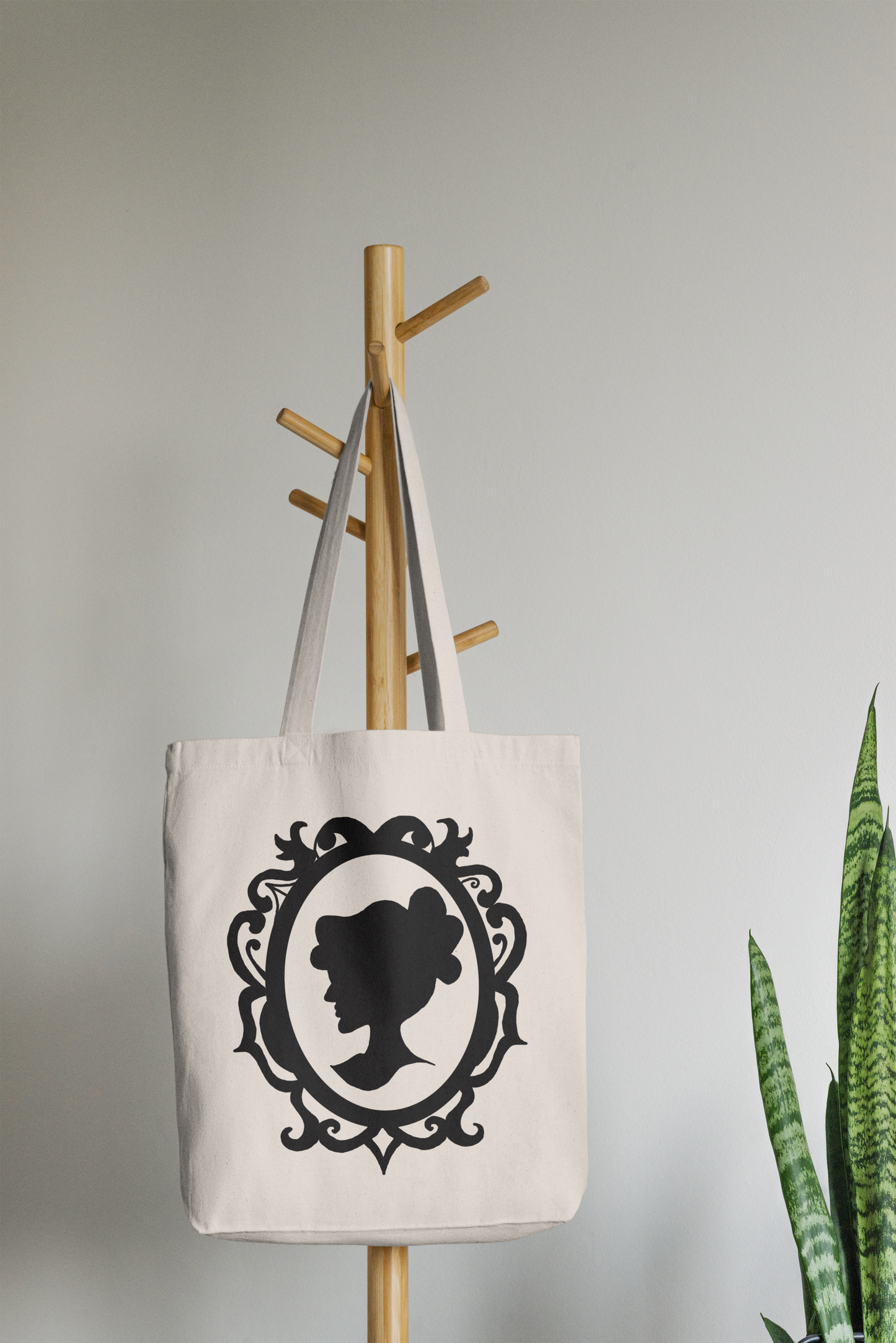 Tote bag of a woman in frame